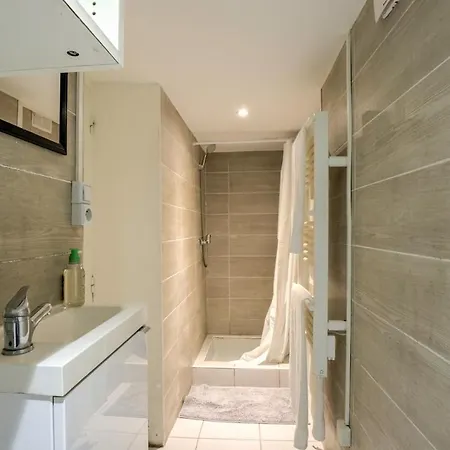 5 * Villeurbanne